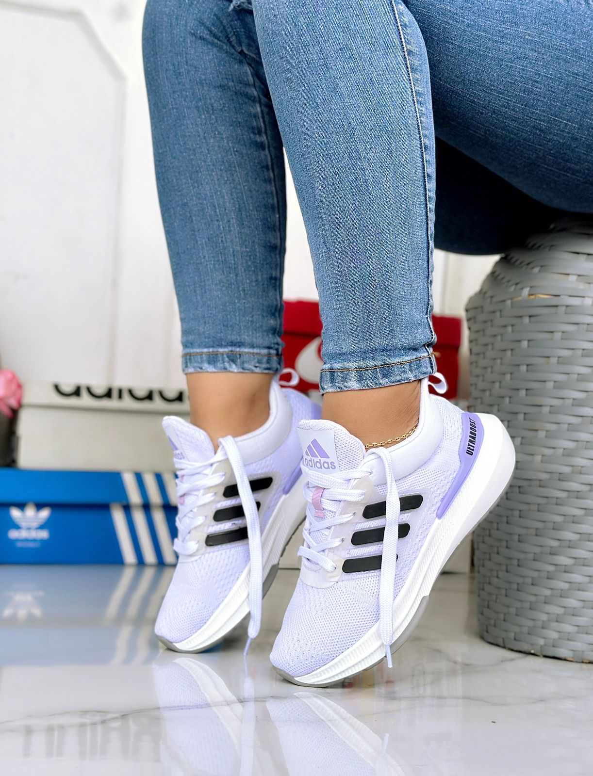 DESPORTIVOS ADIDAS